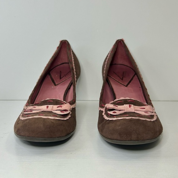 Vince Camuto Chocolate Brown Suede Pink Bow Heels Size 8.5 - Picture 4 of 15